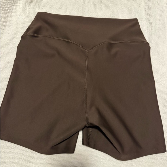 ALO Yoga Bundle - Picture 14 of 16